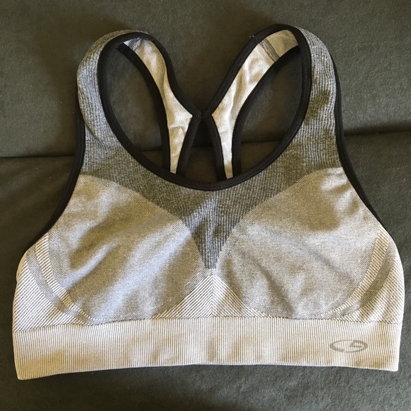 Sports bras(bundle) - Picture 3 of 4